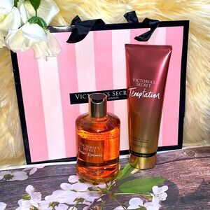 Victoria’s Secret Bodywash & Moisturizing Lotion